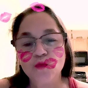 Meet your Posher, Beverly